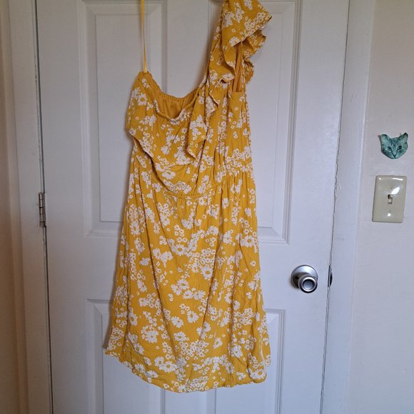Old Navy One Shoulder Dress or Top - Picture 3 of 4